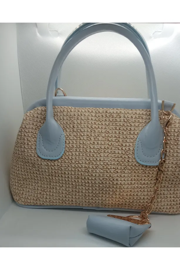  Hasır Görünümlü Şık Çanta 